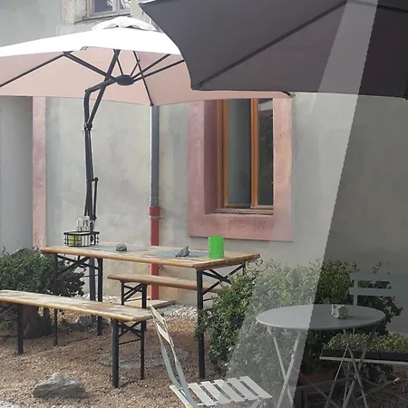 Guest house Odyssee Vallon-en-Sully
